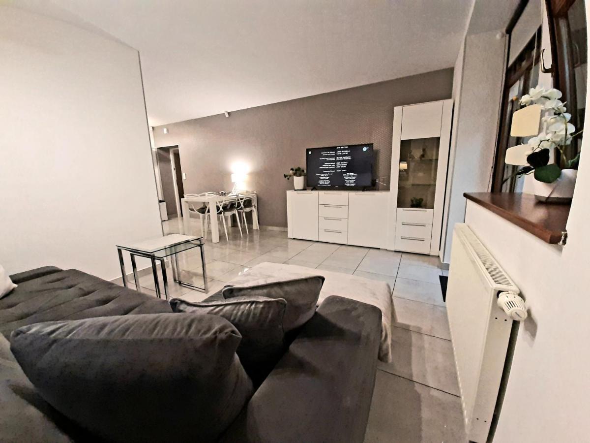 Apartamenty Aleksandry Apartament Przy Parku 슈비노우이스쳬 외부 사진