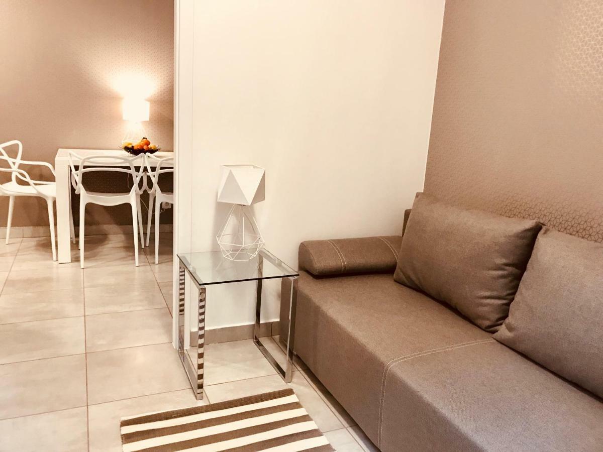 Apartamenty Aleksandry Apartament Przy Parku 슈비노우이스쳬 외부 사진